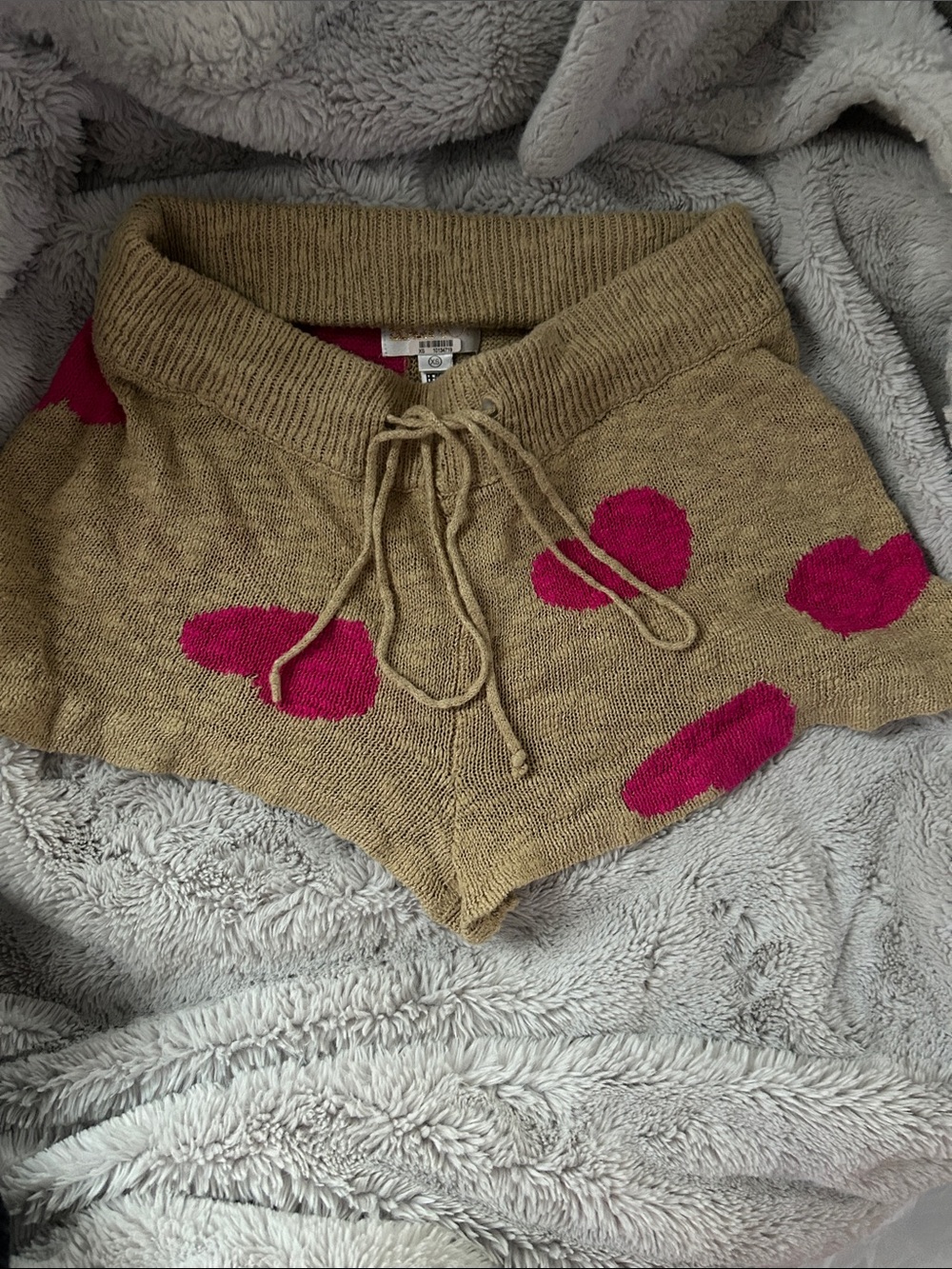 Women’s Knit Heart-Print Shorts Sweater - Pink on Tan
